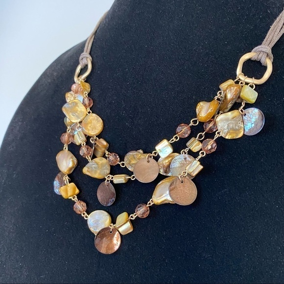 Necklace Brown Shells and Beads 3 Layers Boho  Bohemian 18”+ 3” - Picture 9 of 10